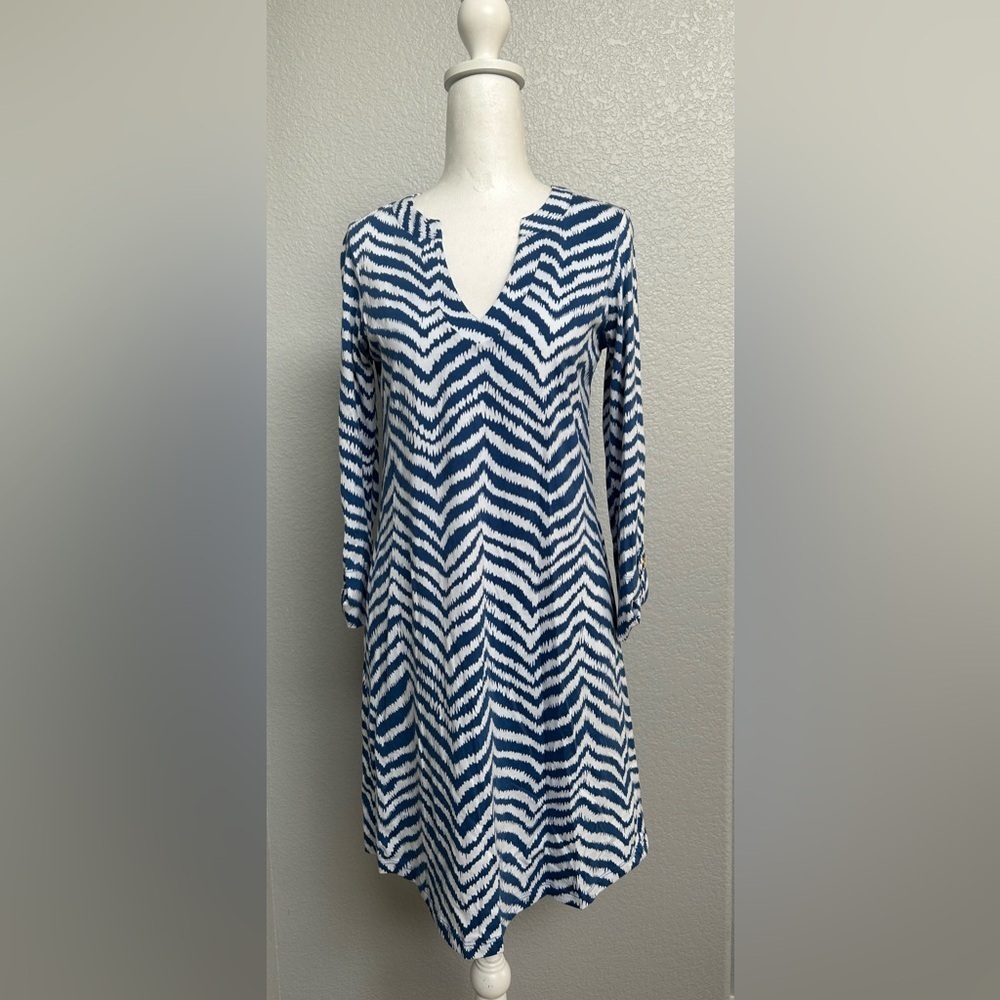 LILLY PULITZER Blue and White Patterned Women's Dress small